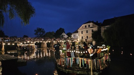 kost noč